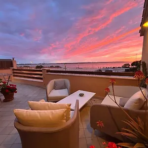 https://domo-la-laguna.in-sardinia.net